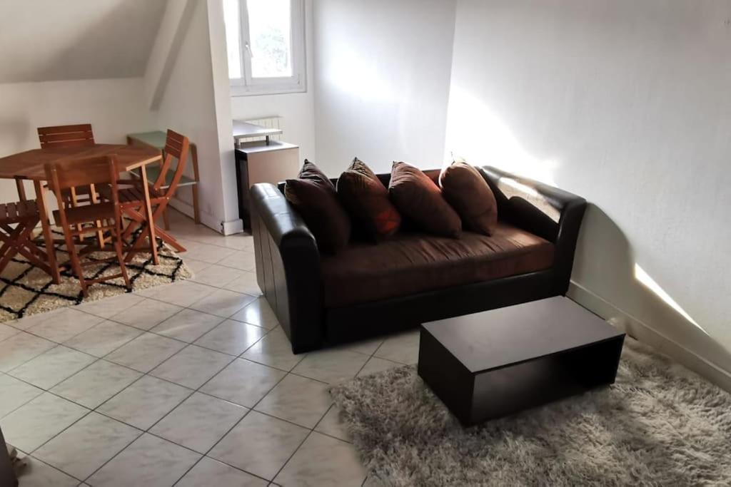 F2 35-44M2 9 Mins Voiture Chateau 4Pers 1Ch+Sejour Le Chesnay  Kültér fotó